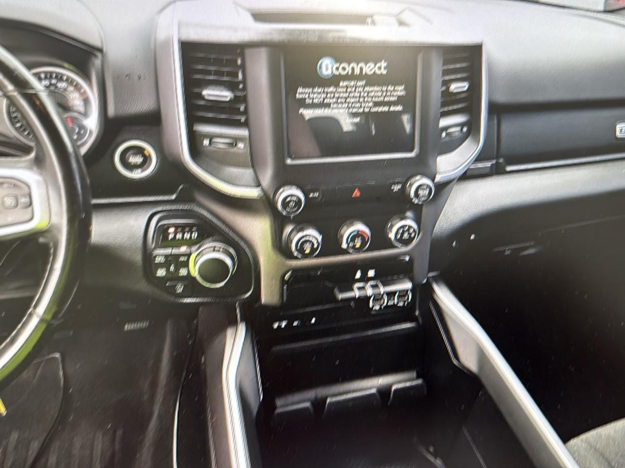 RAM 1500 Big Horn/Lone Star 4x4 Crew Cab 5'7" Box 2019