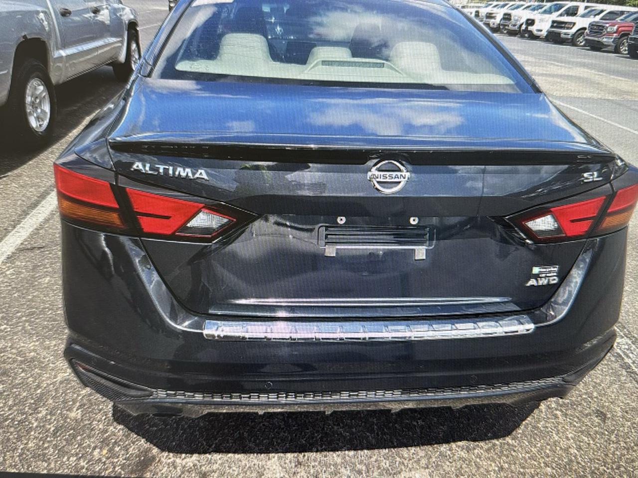 Nissan Altima 2.5 SL AWD Sedan 2022