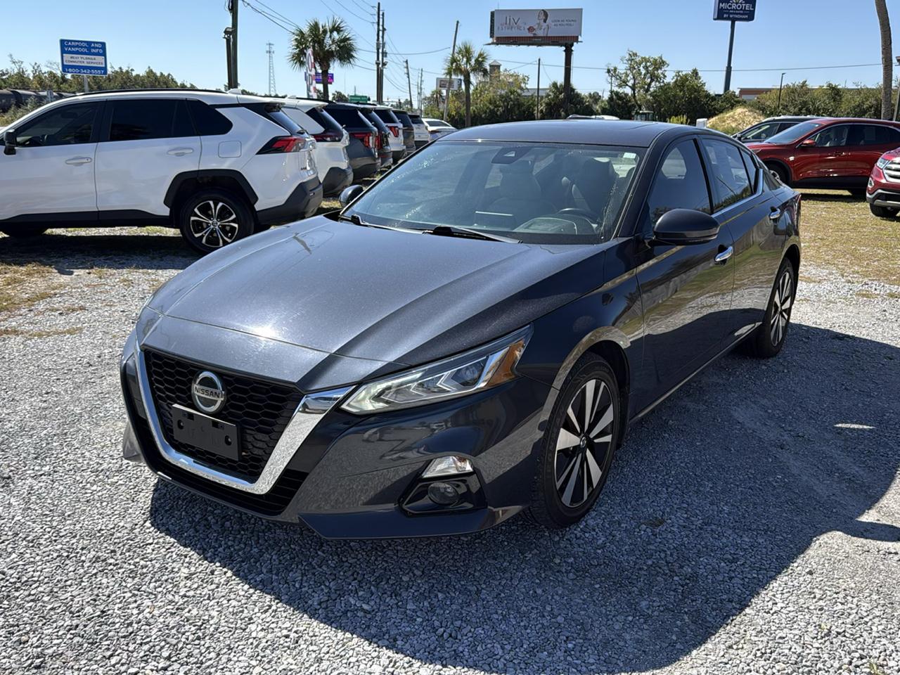 Nissan Altima 2.5 SL AWD Sedan 2022