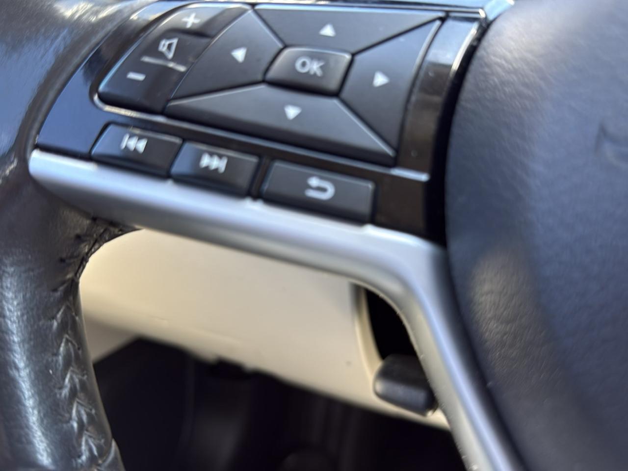 Nissan Altima 2.5 SL AWD Sedan 2022