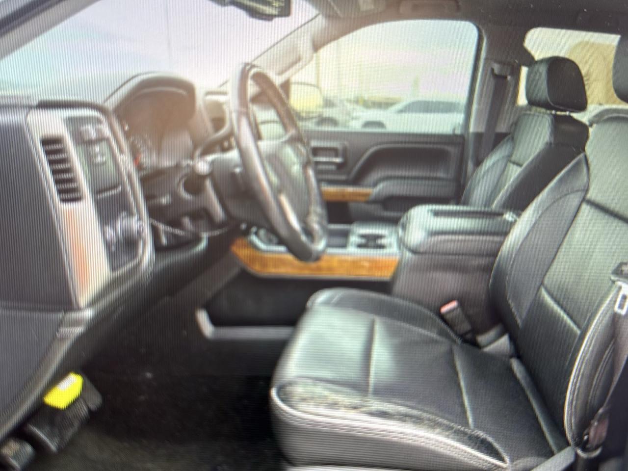 Chevrolet Silverado 1500 2WD Crew Cab 143.5" High Country 2017