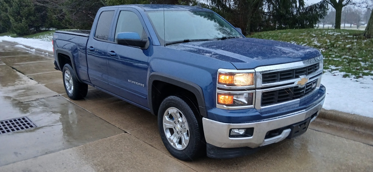 Chevrolet Silverado 1500 Crew Cab Crew Cab 143.5" WB 4WD Z71 2015
