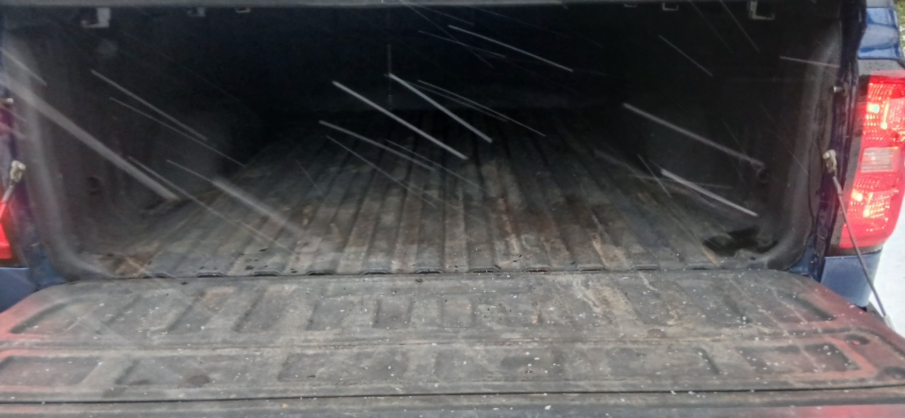 Chevrolet Silverado 1500 Crew Cab Crew Cab 143.5" WB 4WD Z71 2015