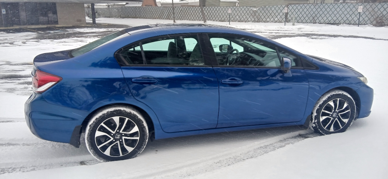 Honda Civic EX Sedan 5-Speed AT 2014