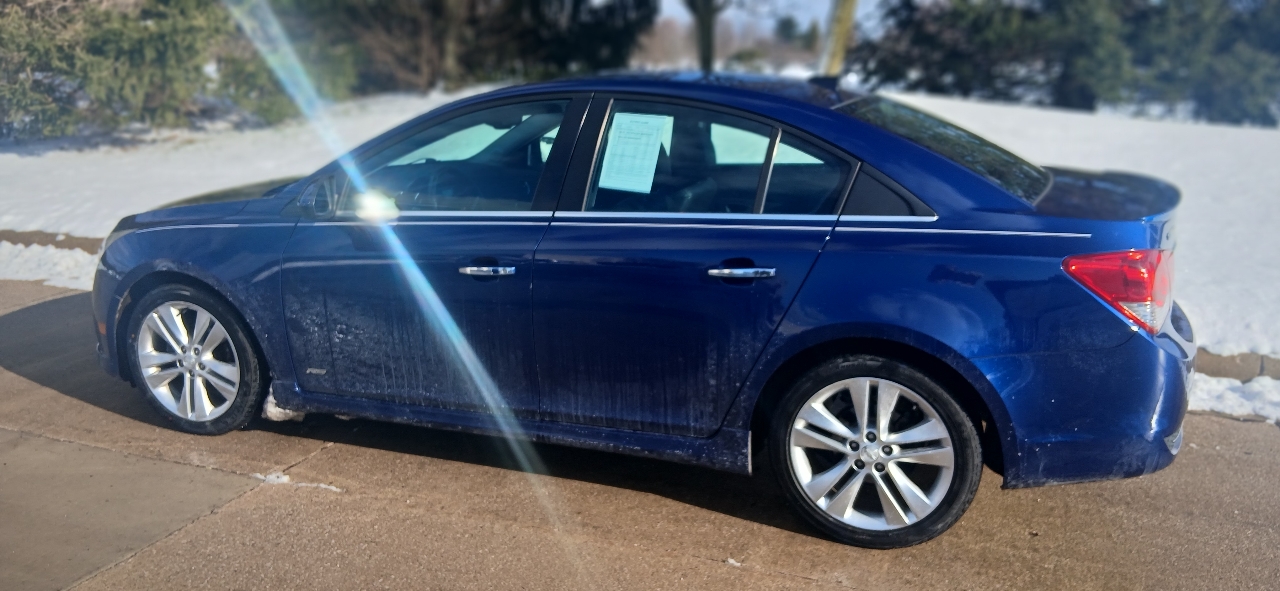 Chevrolet Cruze Limited LTZ 4D Sedan 2012