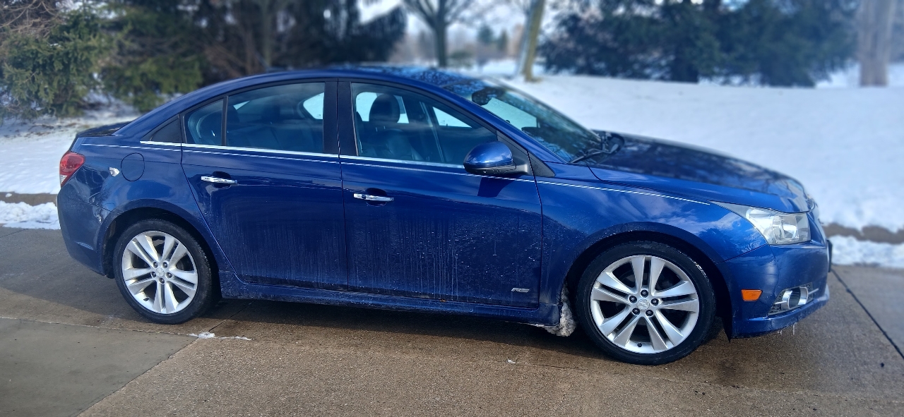 Chevrolet Cruze Limited LTZ 4D Sedan 2012