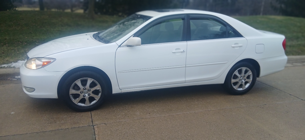 Toyota Camry LE Auto (Natl) 2004