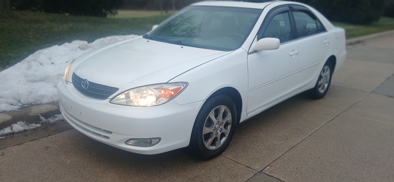 Toyota Camry LE Auto (Natl) 2004