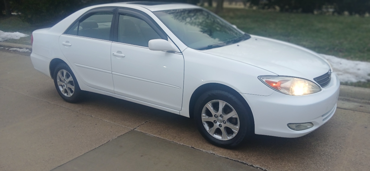 Toyota Camry LE Auto (Natl) 2004