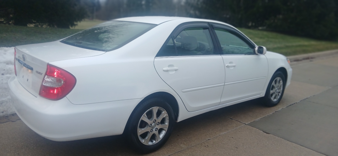 Toyota Camry LE Auto (Natl) 2004
