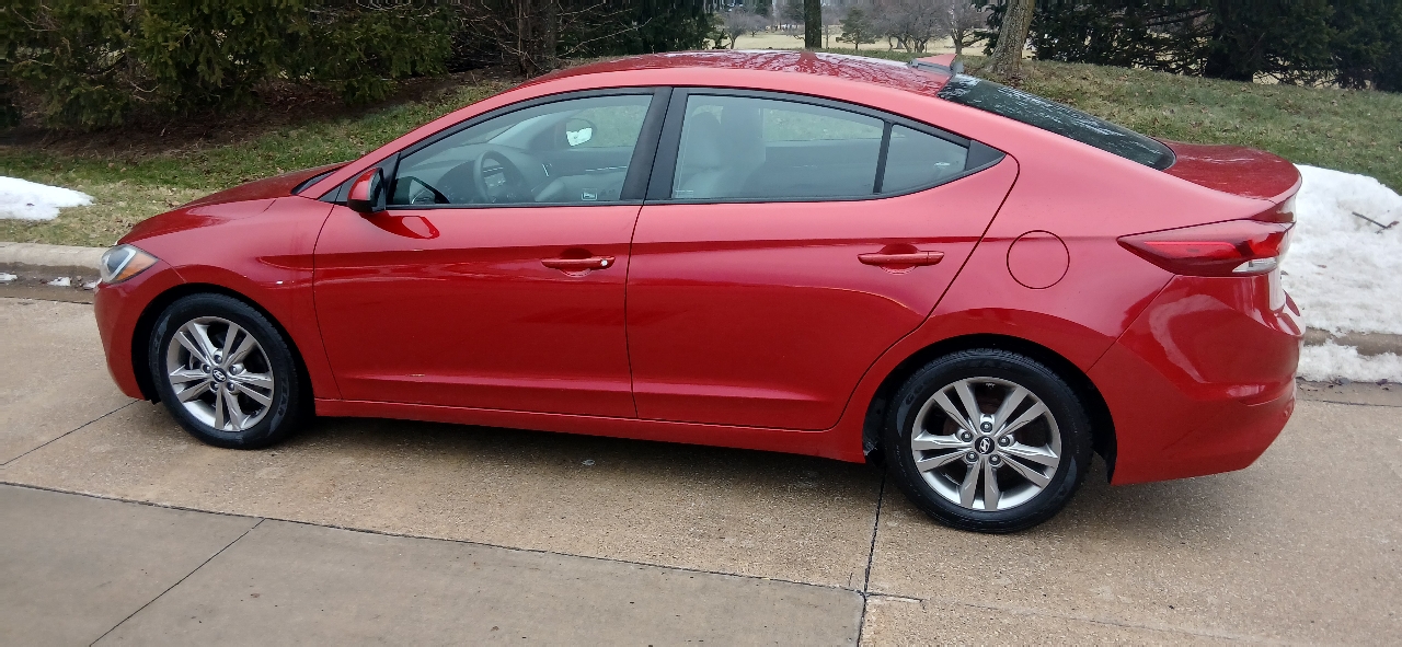 Hyundai Elantra SE 4D Sedan 2017