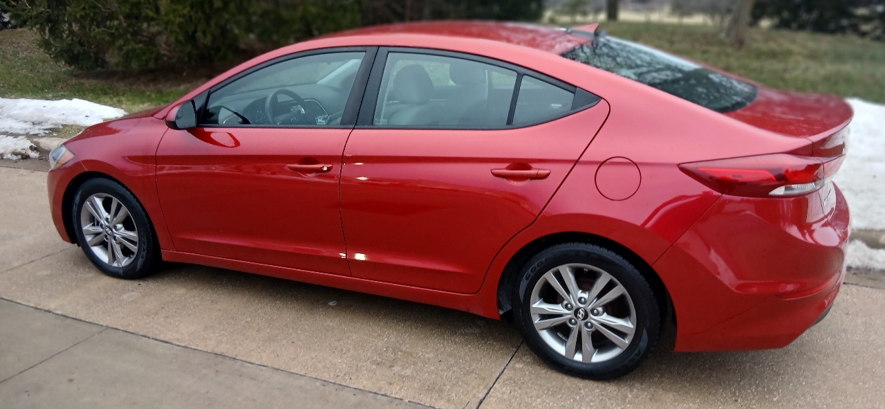 Hyundai Elantra SE 4D Sedan 2017