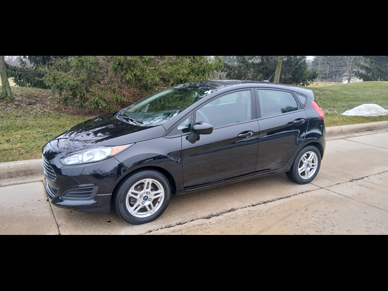 2018 Ford Fiesta SE's photo