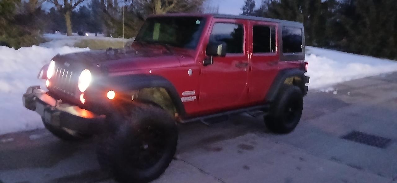 Jeep Wrangler Unlimited Sport 4WD 2012