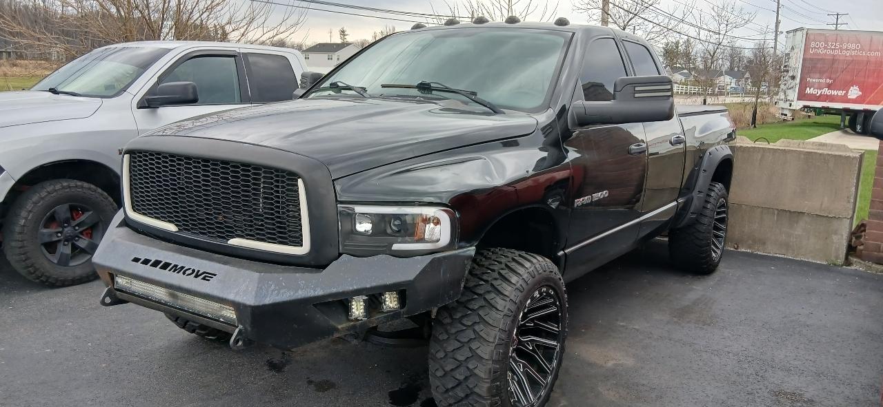 Dodge Ram 1500 ST Quad Cab 4WD 2004