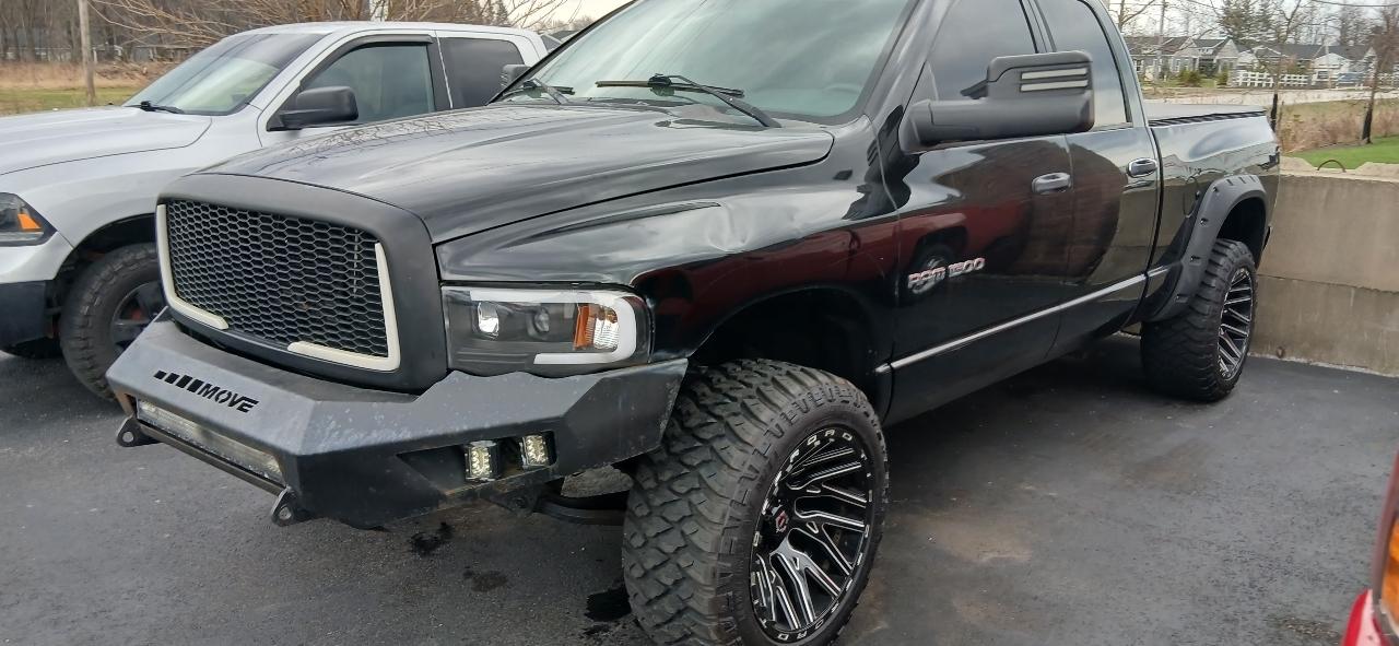 Dodge Ram 1500 ST Quad Cab 4WD 2004