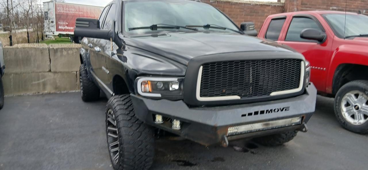 Dodge Ram 1500 ST Quad Cab 4WD 2004