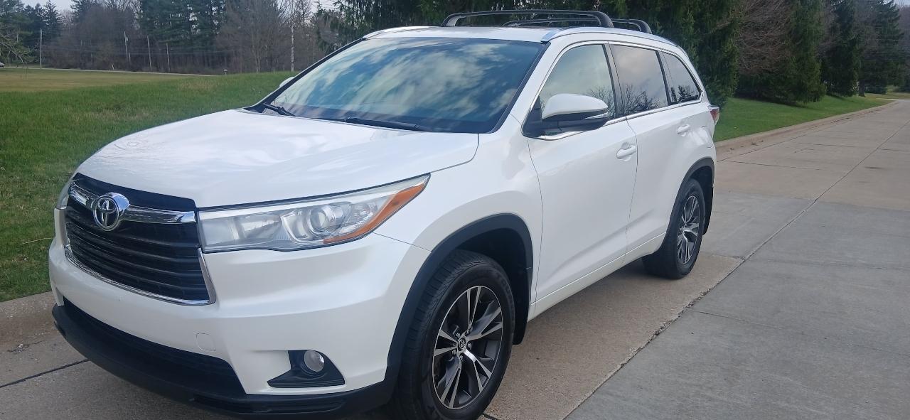 Toyota Highlander XLE AWD V6 2016