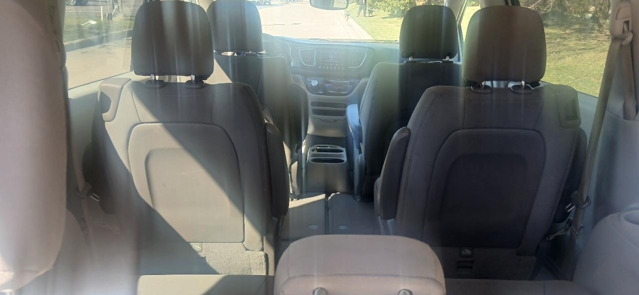 Chrysler Pacifica 4dr Wgn Limited FWD 2017