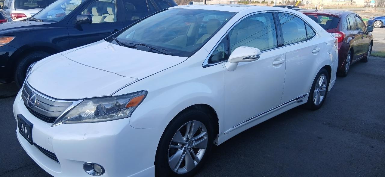 Lexus HS 250h Sedan 2010