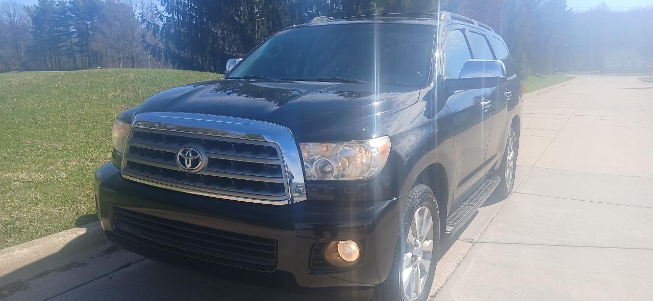 Toyota Sequoia Limited 4WD FFV 2011