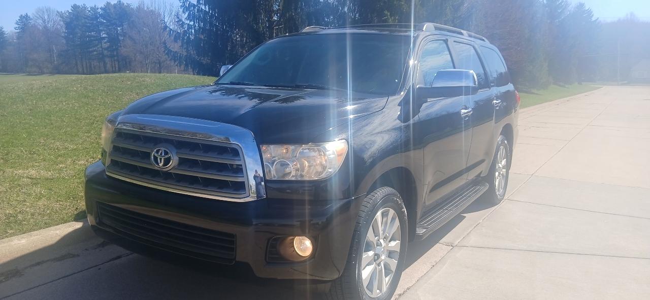 Toyota Sequoia Limited 4WD FFV 2011