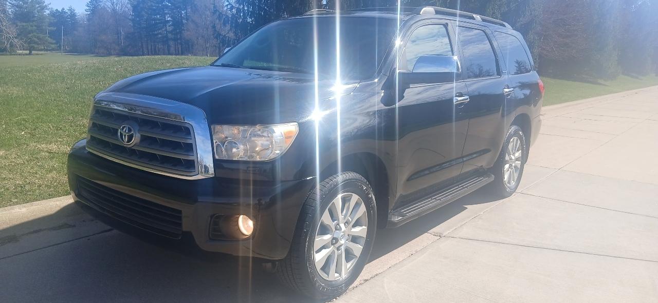 Toyota Sequoia Limited 4WD FFV 2011