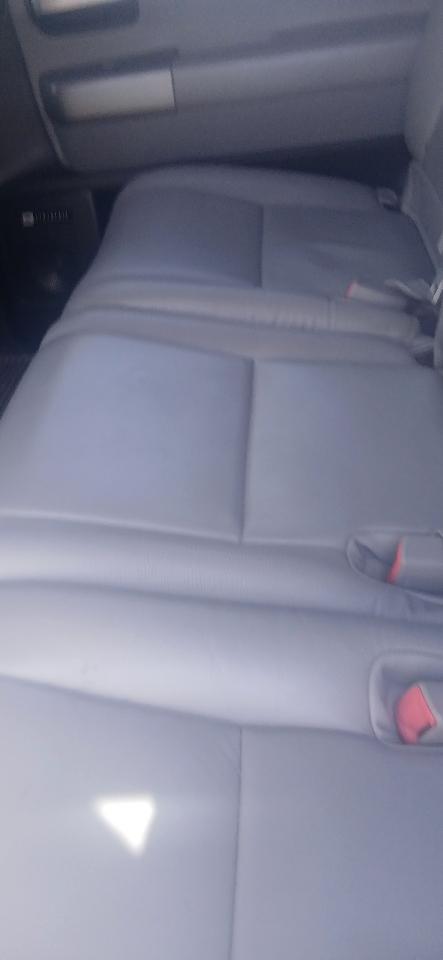 Toyota Sequoia Limited 4WD FFV 2011