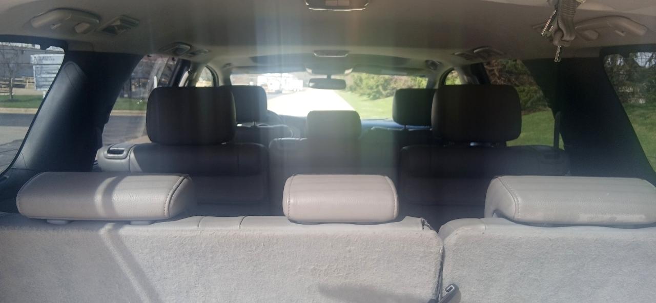 Toyota Sequoia Limited 4WD FFV 2011