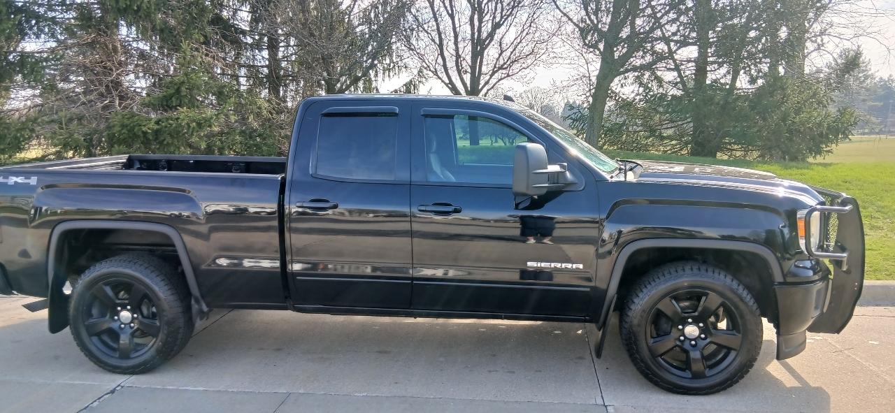 GMC Sierra 1500 Crew Cab Crew Cab 143.5" WB 4WD SLE 2015