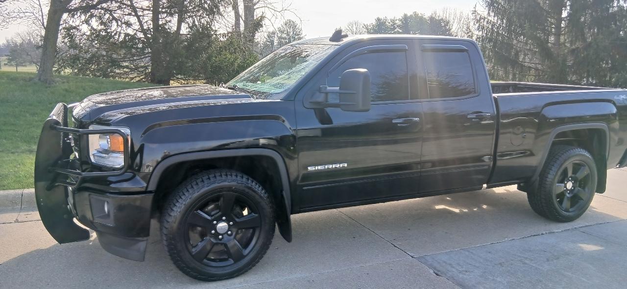 GMC Sierra 1500 Crew Cab Crew Cab 143.5" WB 4WD SLE 2015