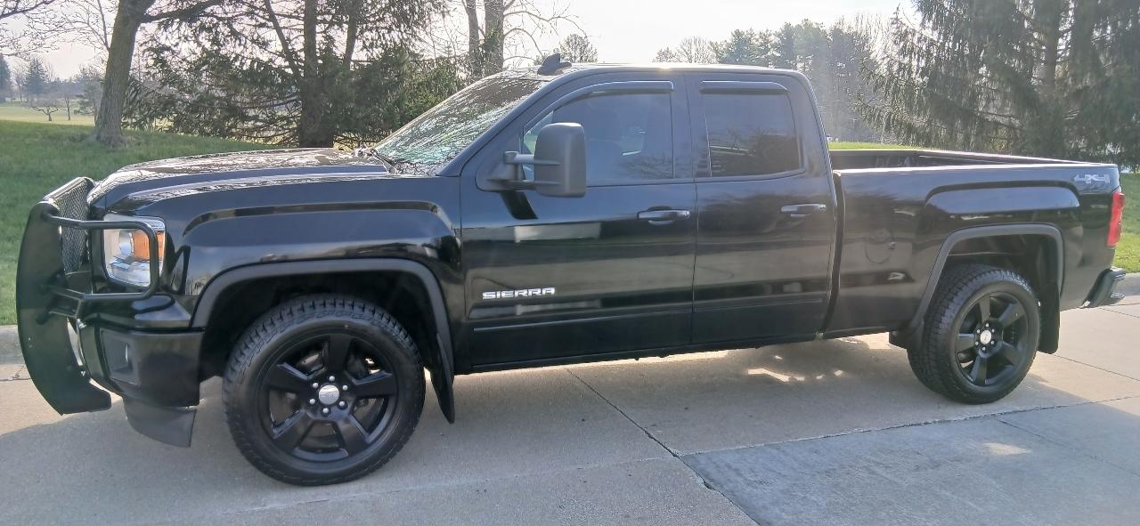 GMC Sierra 1500 Crew Cab Crew Cab 143.5" WB 4WD SLE 2015