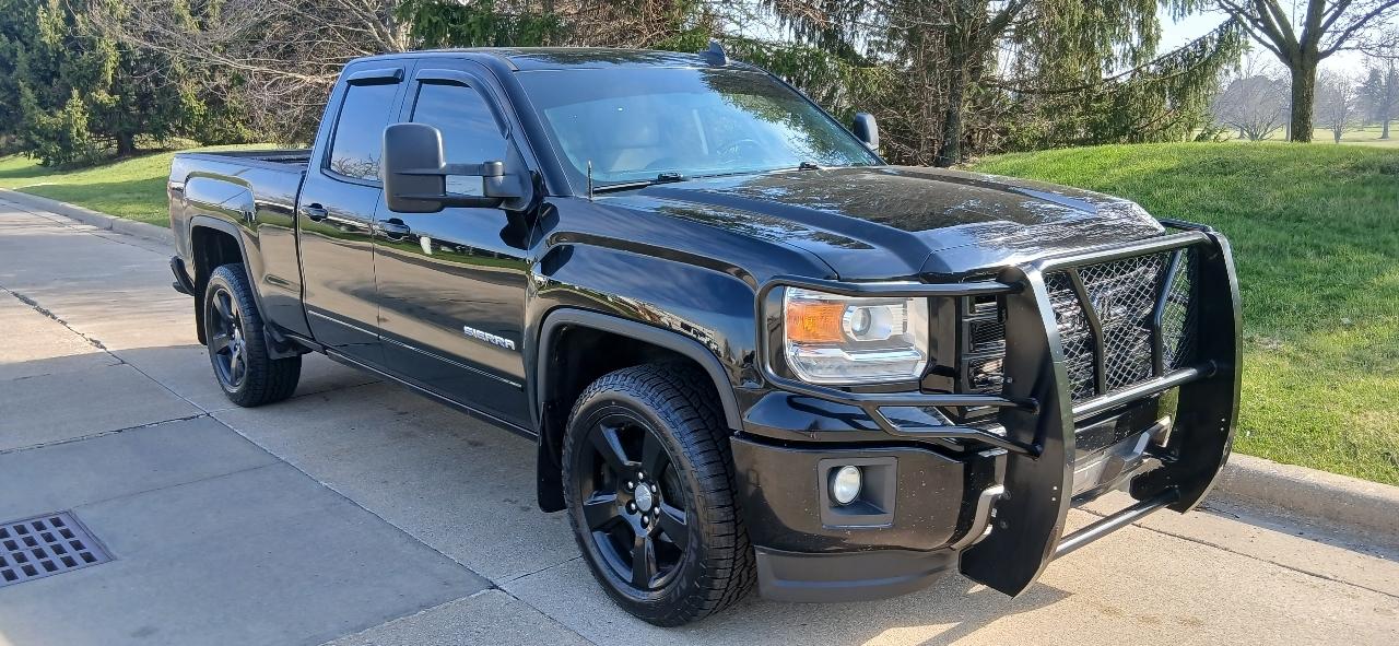 GMC Sierra 1500 Crew Cab Crew Cab 143.5" WB 4WD SLE 2015
