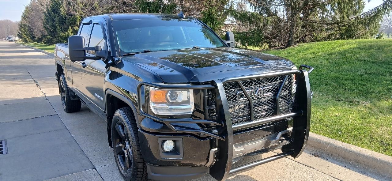 GMC Sierra 1500 Crew Cab Crew Cab 143.5" WB 4WD SLE 2015