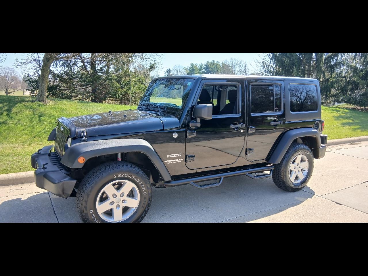 Jeep Wrangler Unlimited Sport 4WD 2013