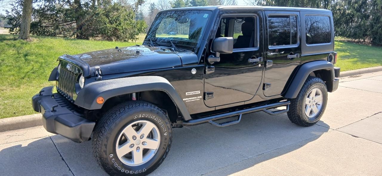Jeep Wrangler Unlimited Sport 4WD 2013