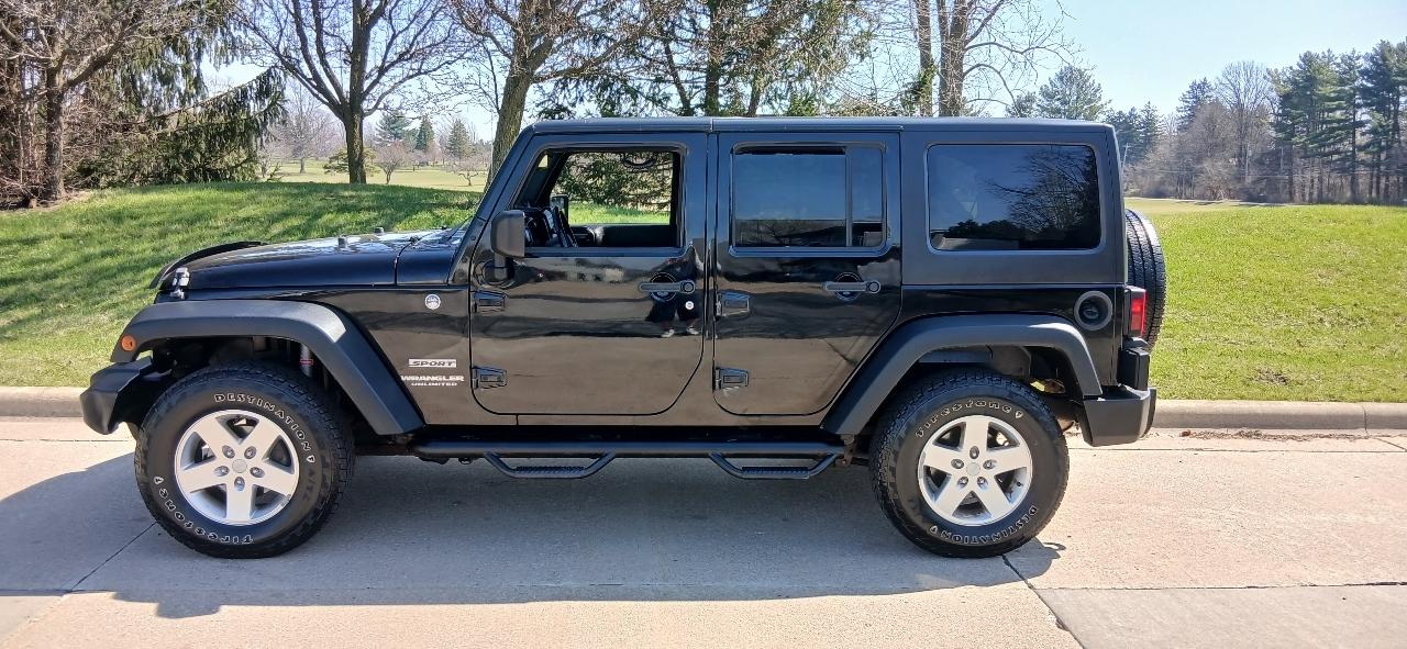 Jeep Wrangler Unlimited Sport 4WD 2013