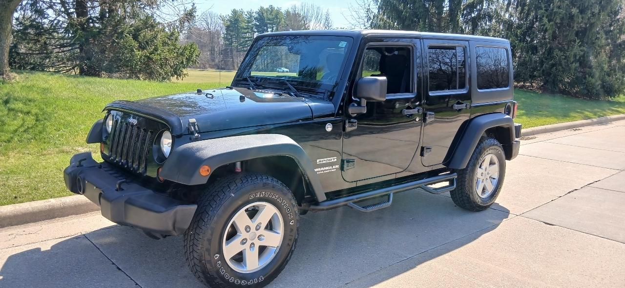 Jeep Wrangler Unlimited Sport 4WD 2013