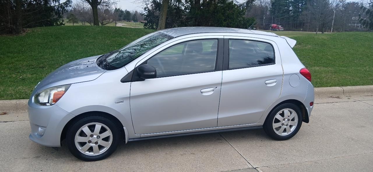 Mitsubishi Mirage DE 2015