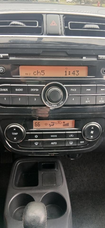 Mitsubishi Mirage DE 2015