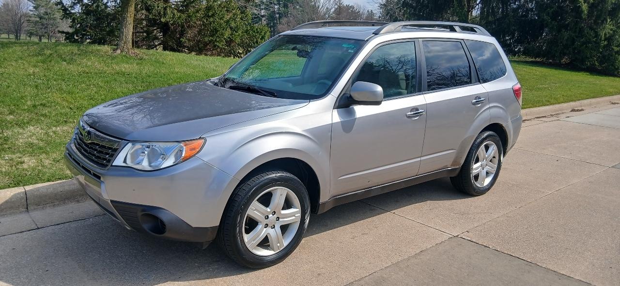 Subaru Forester 2.5X Premium 2010