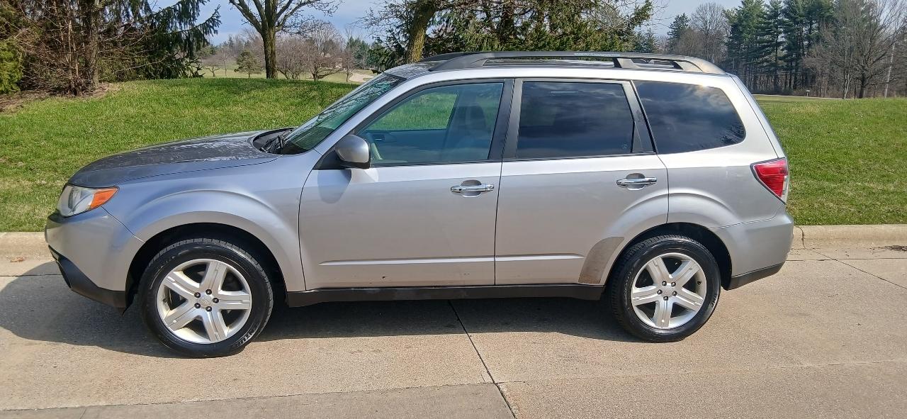 Subaru Forester 2.5X Premium 2010