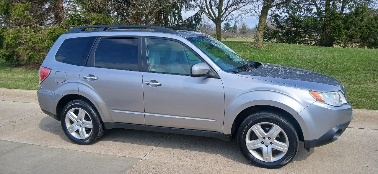 Subaru Forester 2.5X Premium 2010