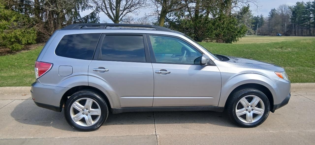 Subaru Forester 2.5X Premium 2010