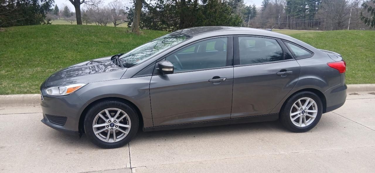 Ford Focus SE Sedan 2018