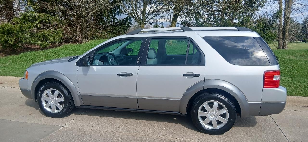 Ford Freestyle SE 2005
