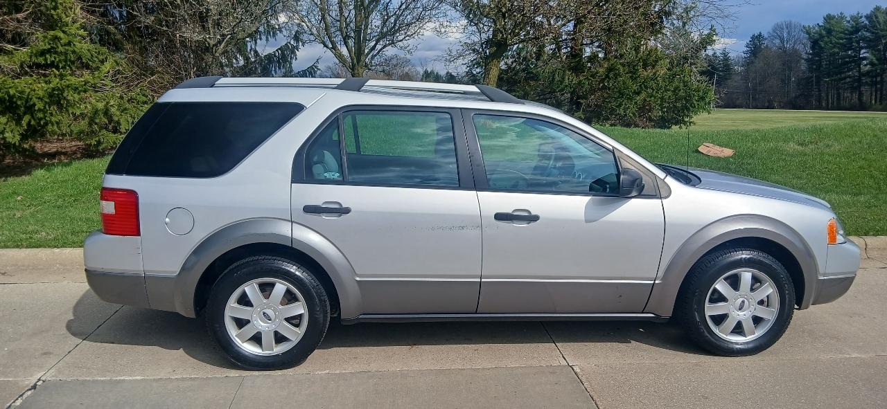 Ford Freestyle SE 2005
