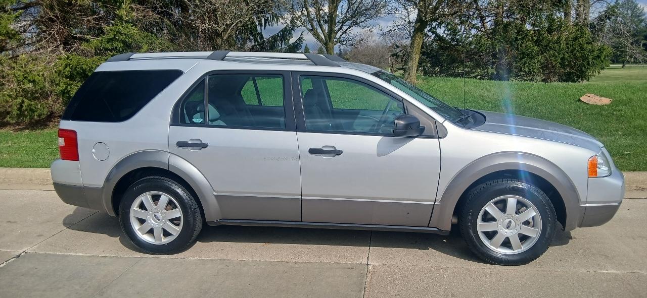 Ford Freestyle SE 2005