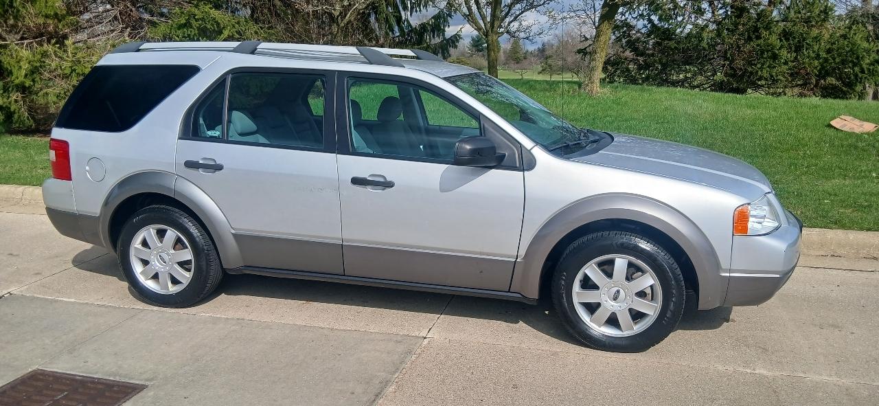 Ford Freestyle SE 2005