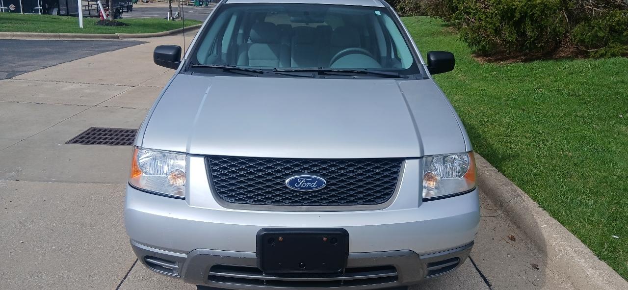 Ford Freestyle SE 2005